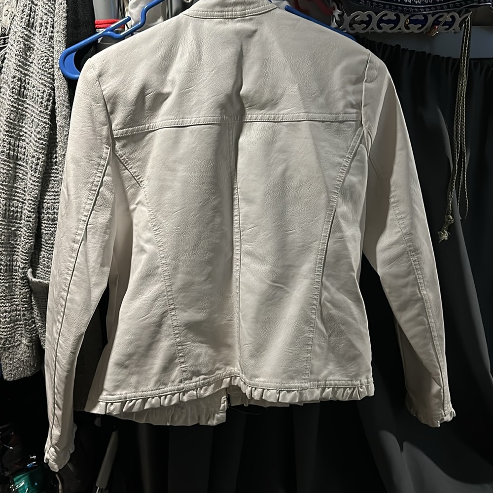 Jacket - Picture 2 of 7
